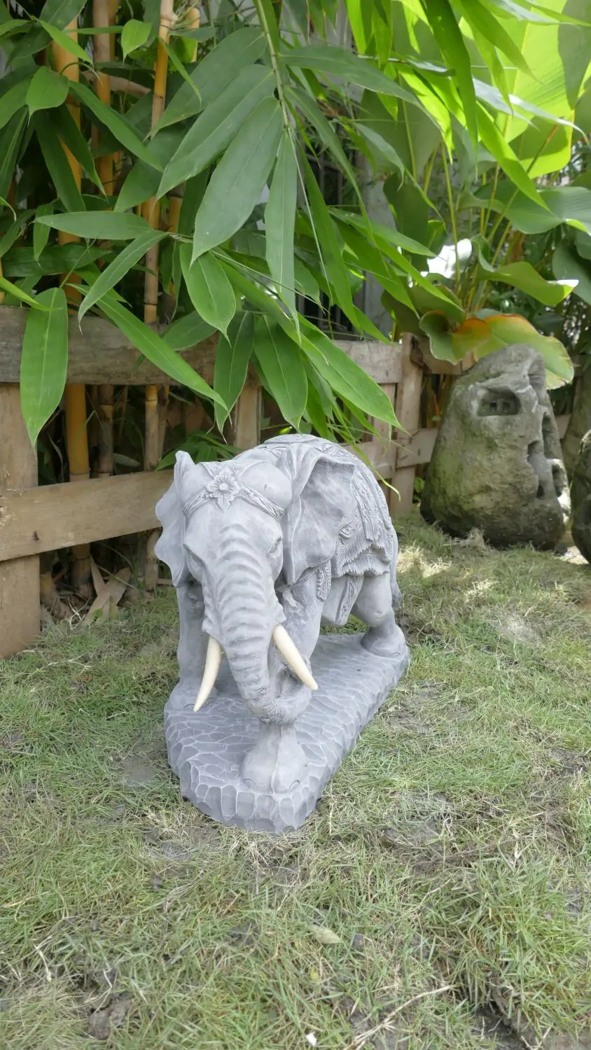 Artikelbild 2 des Artikels “Indra - Kleiner Elefant, nach links gebogen, 46,5cm L | Steinguss “